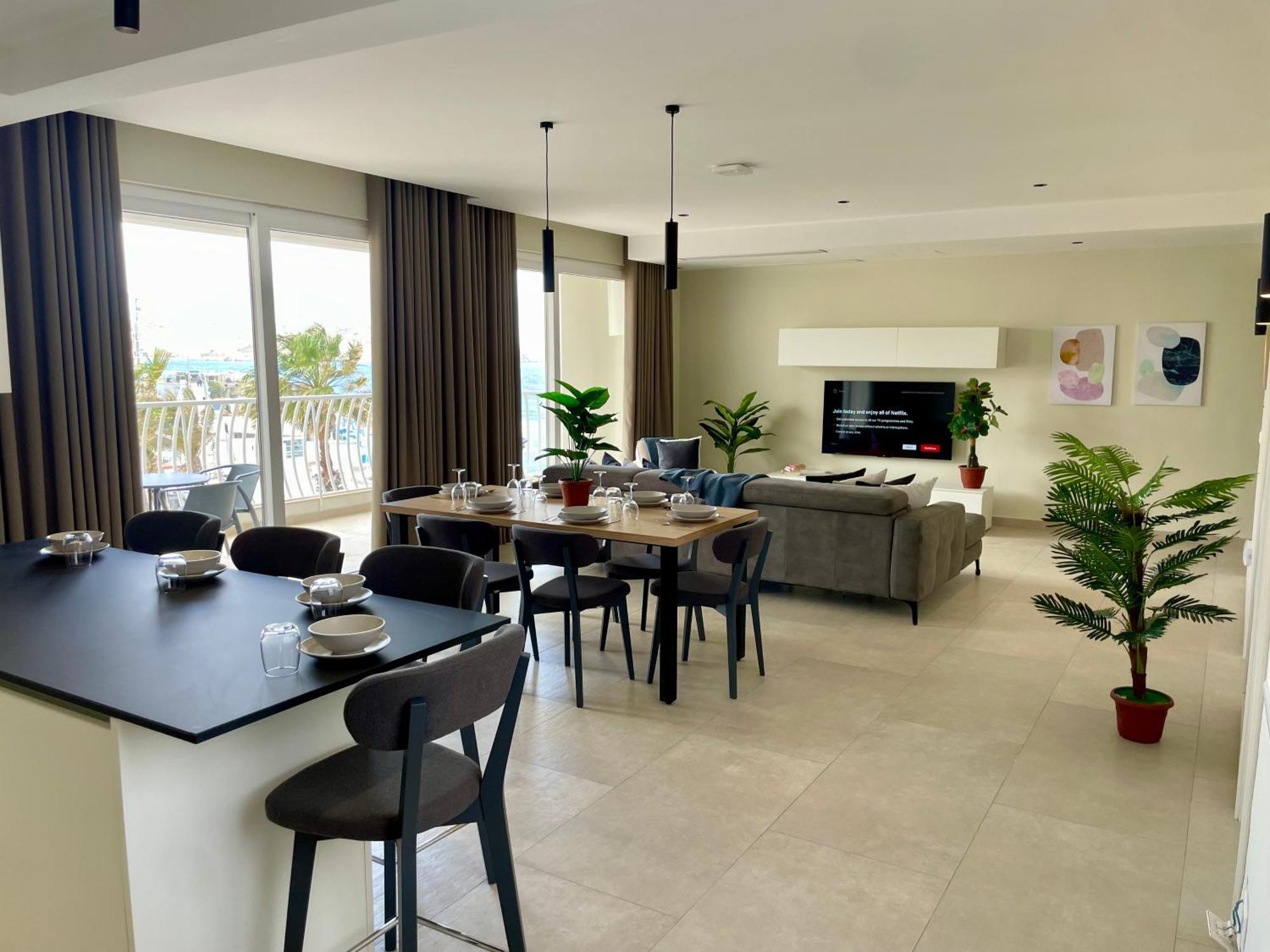 Bugibba Square Seafront Lux Apartments By Holi St. Paul's Bay Ngoại thất bức ảnh
