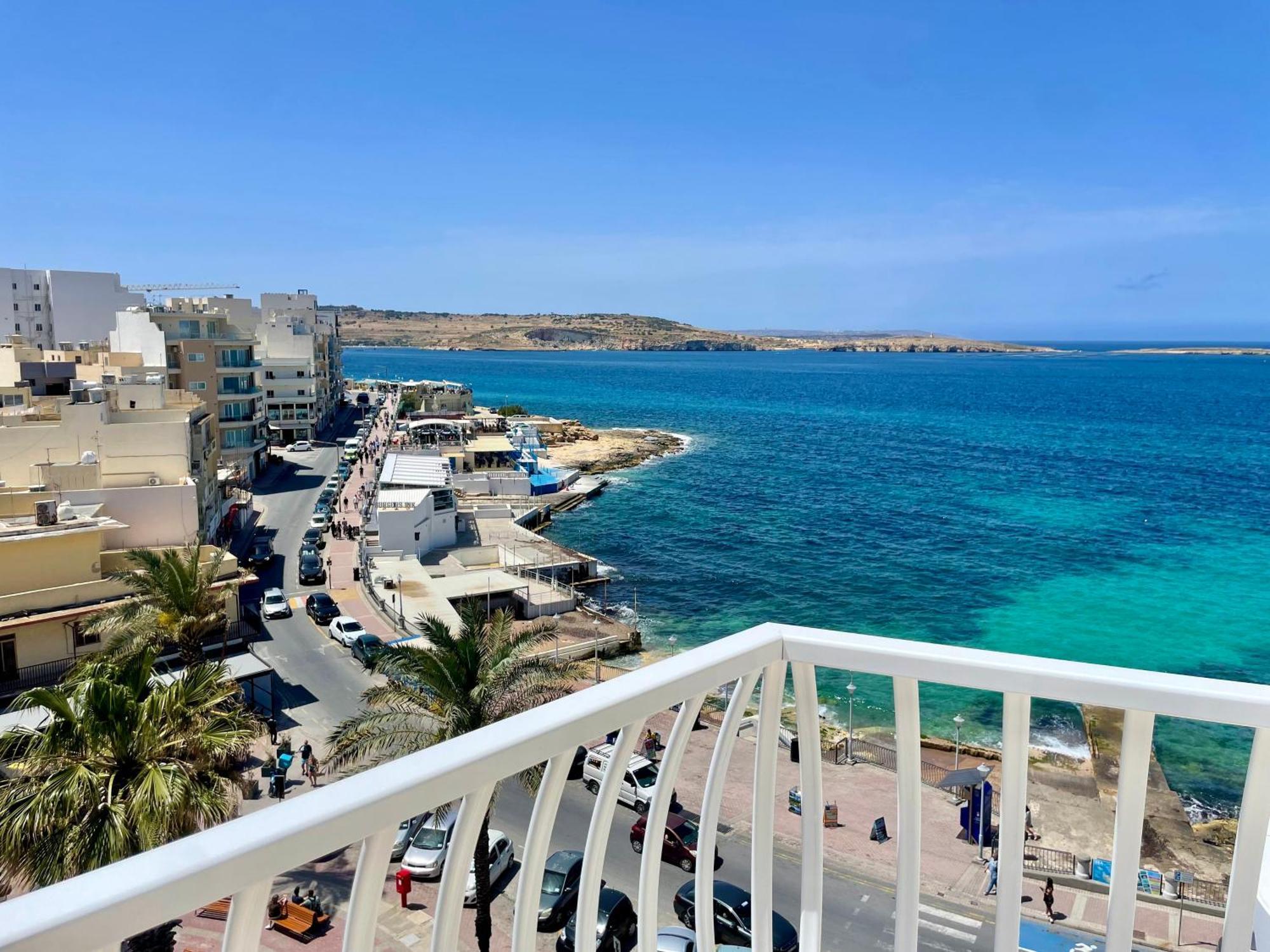 Bugibba Square Seafront Lux Apartments By Holi St. Paul's Bay Ngoại thất bức ảnh