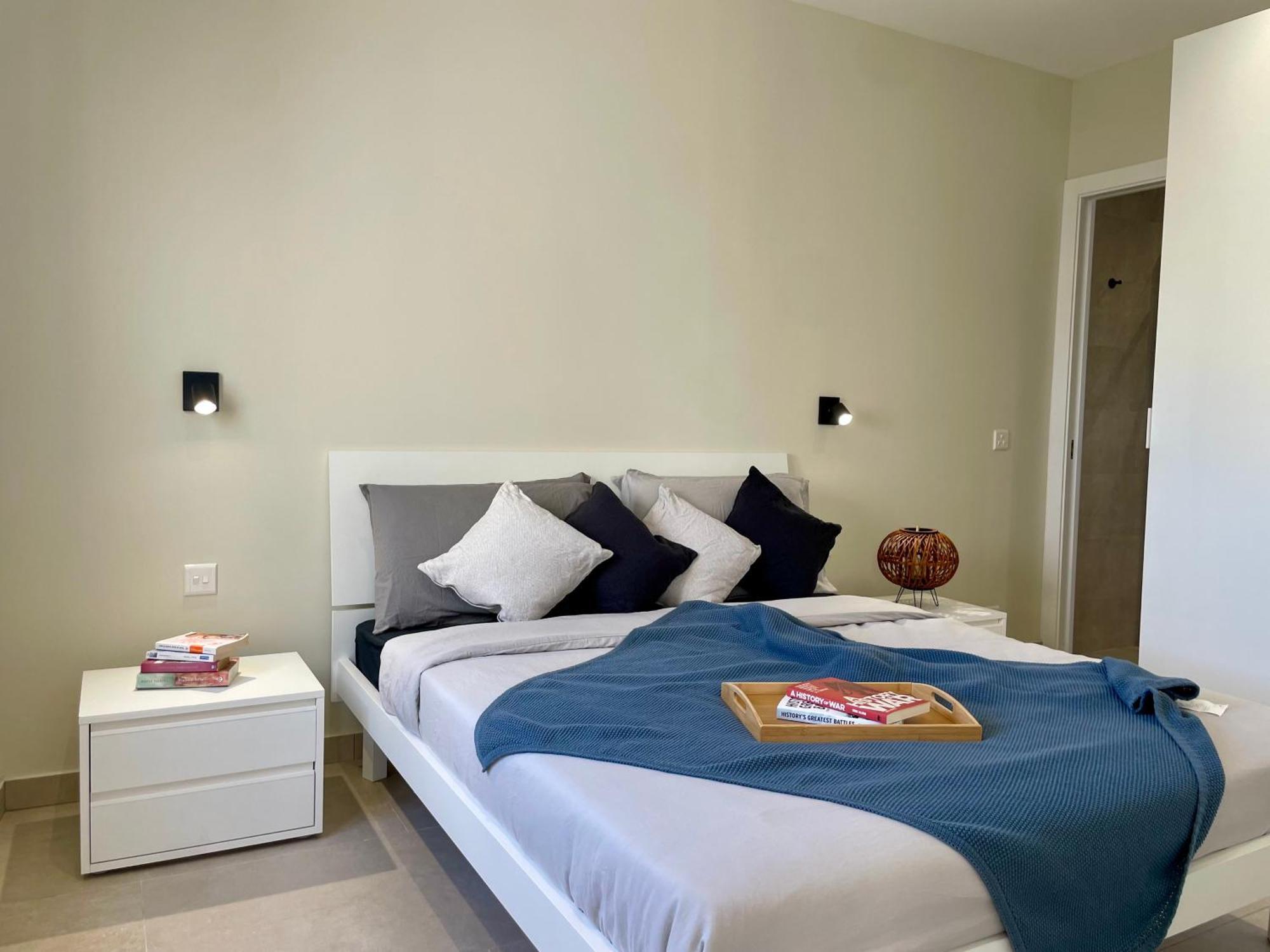 Bugibba Square Seafront Lux Apartments By Holi St. Paul's Bay Ngoại thất bức ảnh