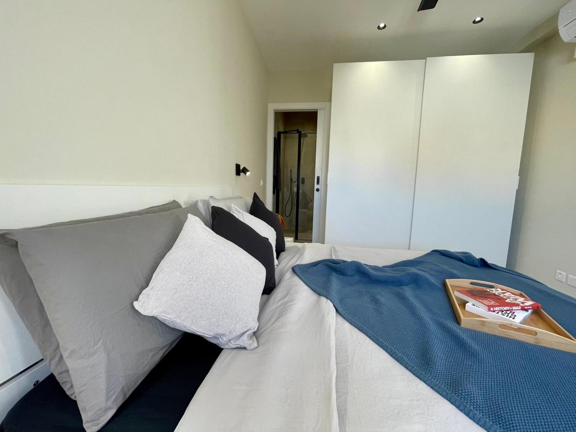 Bugibba Square Seafront Lux Apartments By Holi St. Paul's Bay Ngoại thất bức ảnh